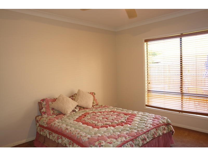 7 Springbrook Place, Moggill QLD 4070